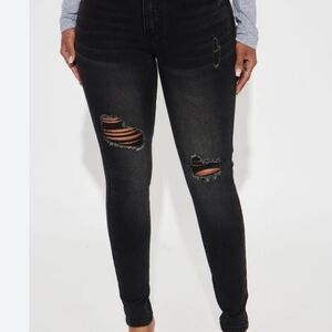 Distressed Skinny Jeans
